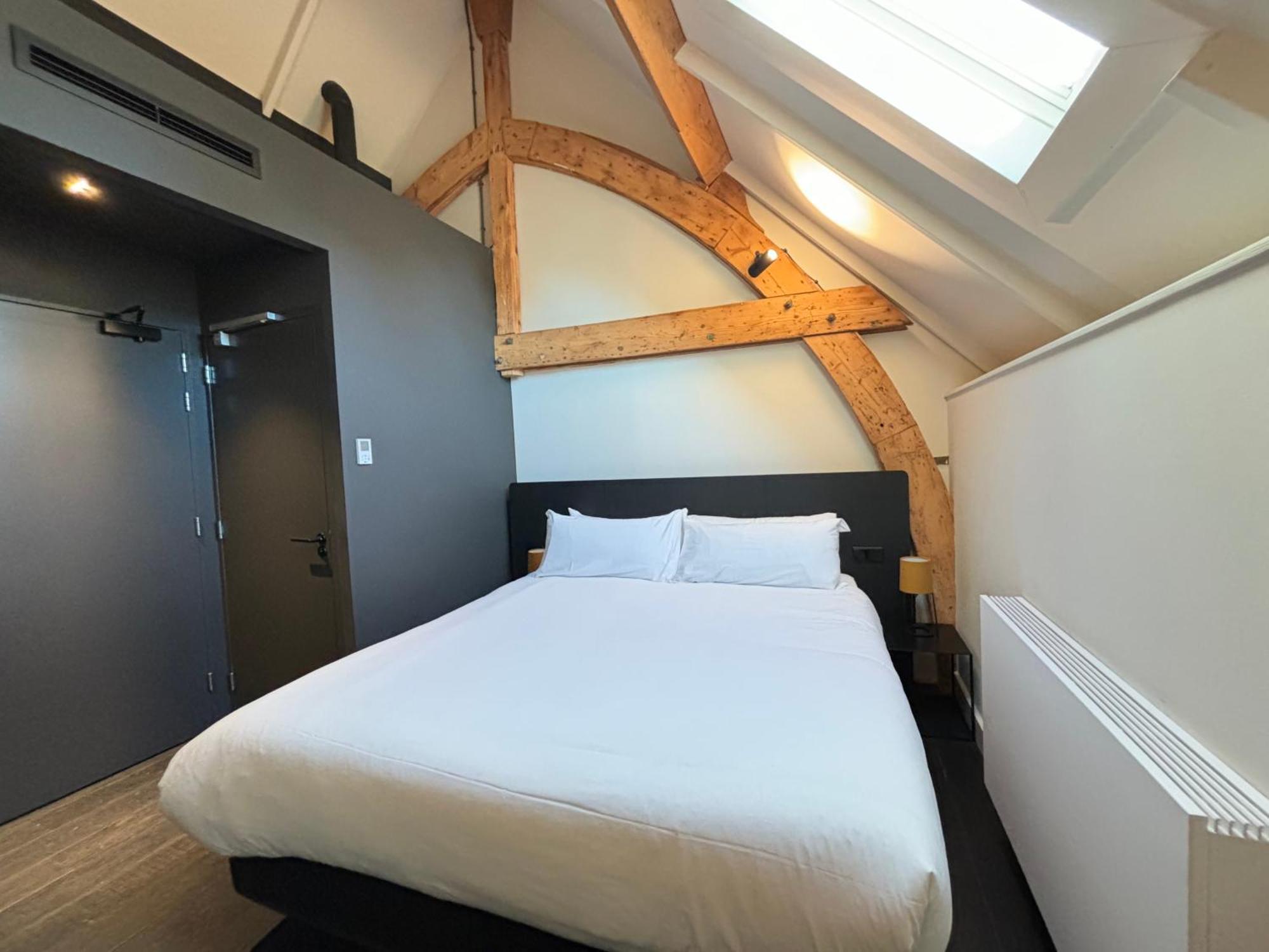 Kazerne Hotel Eindhoven Værelse billede