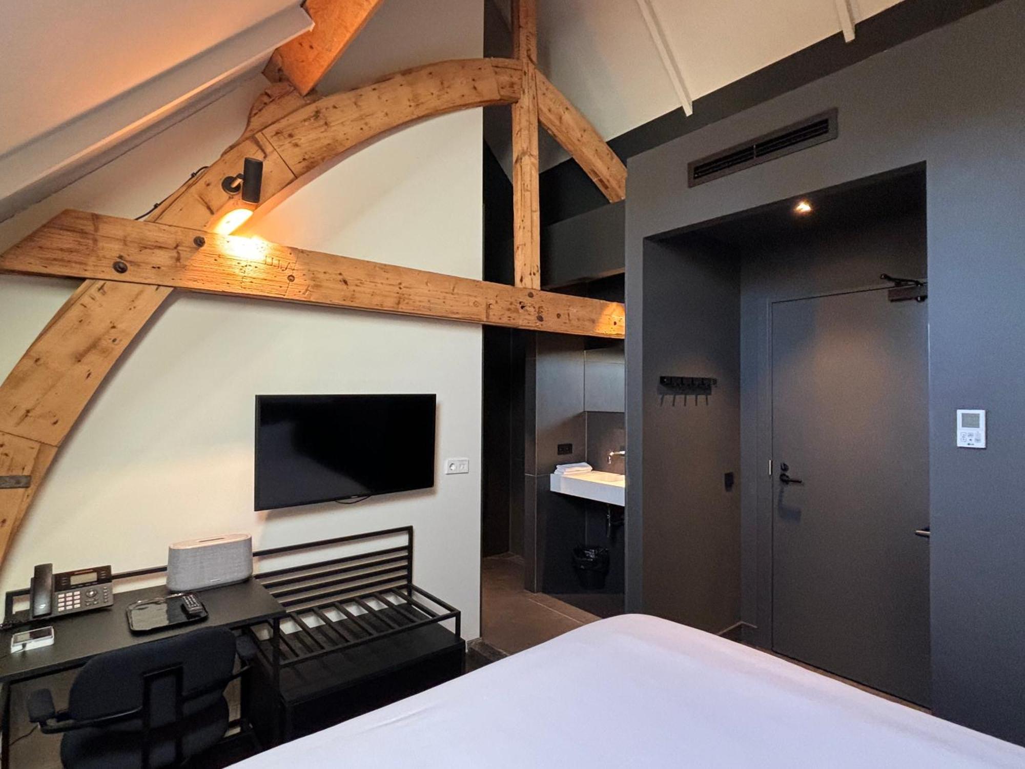 Kazerne Hotel Eindhoven Værelse billede