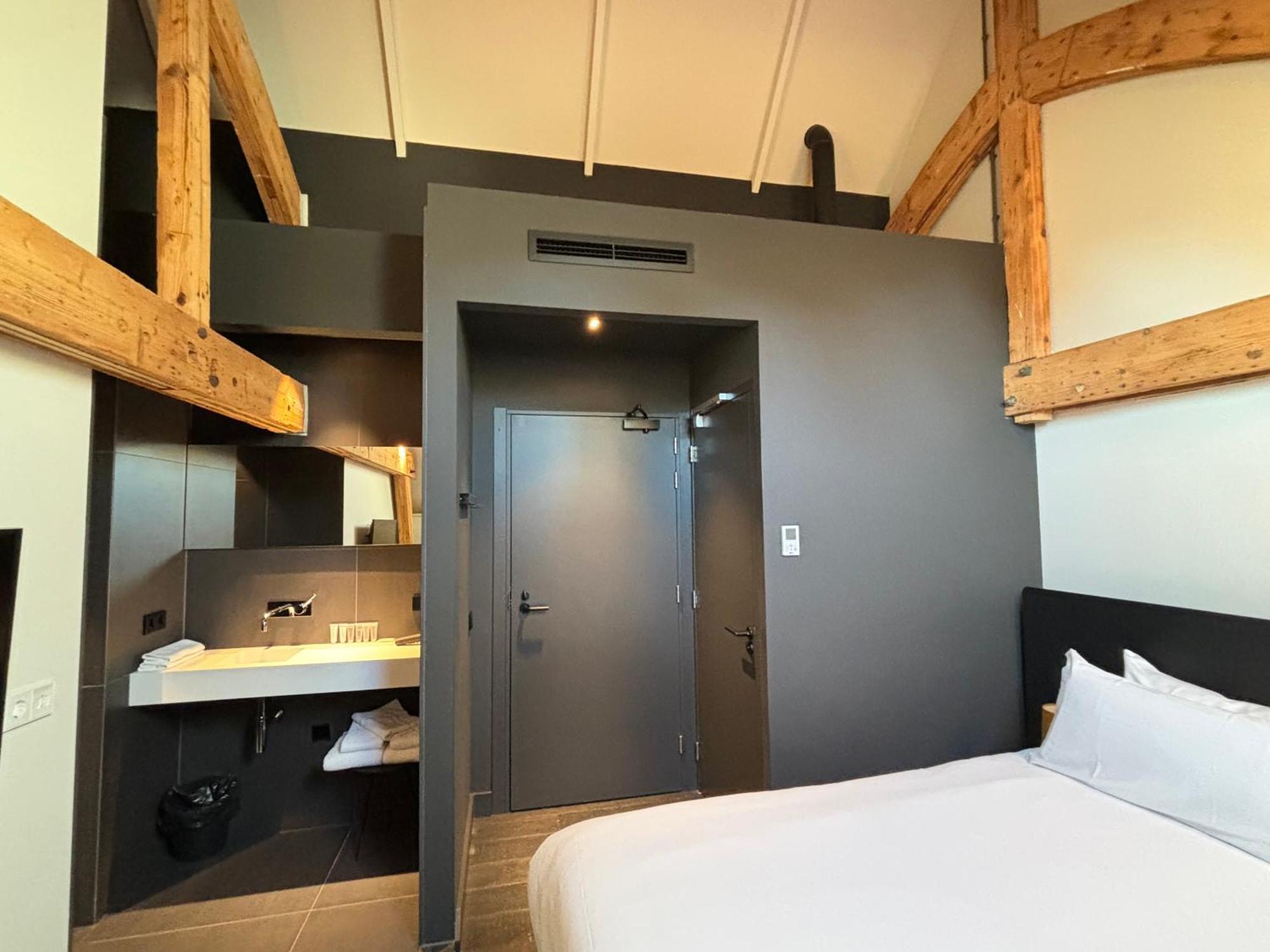 Kazerne Hotel Eindhoven Eksteriør billede